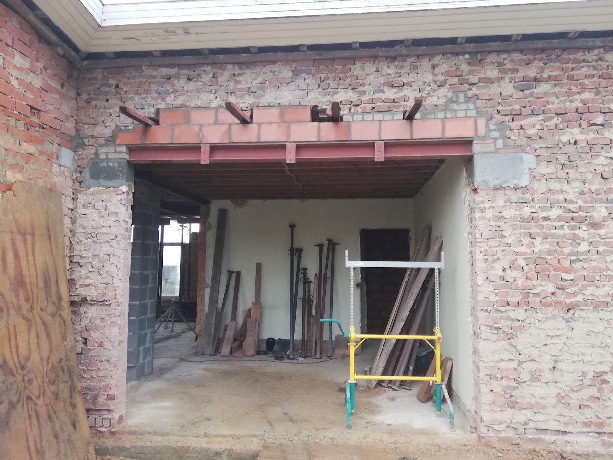 Renovatie met geplaatste poutrels